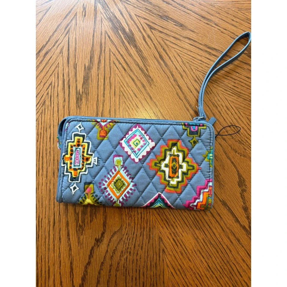 Vera Bradley Quilted Wristlet Wallet Southwestern Aztec Print Blue Multi‎ Color